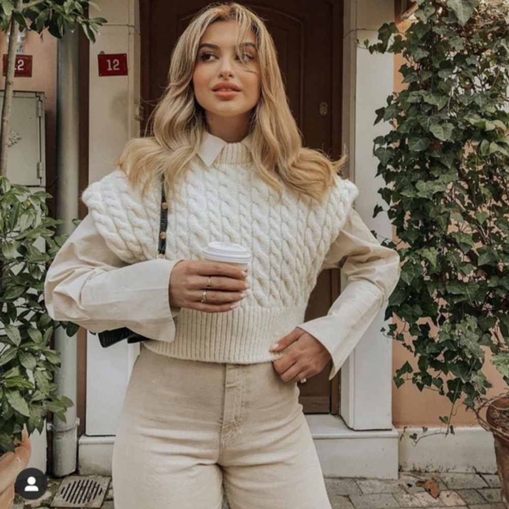 ZARA Ivory Cable-Knit Fisherman Sweater Vest